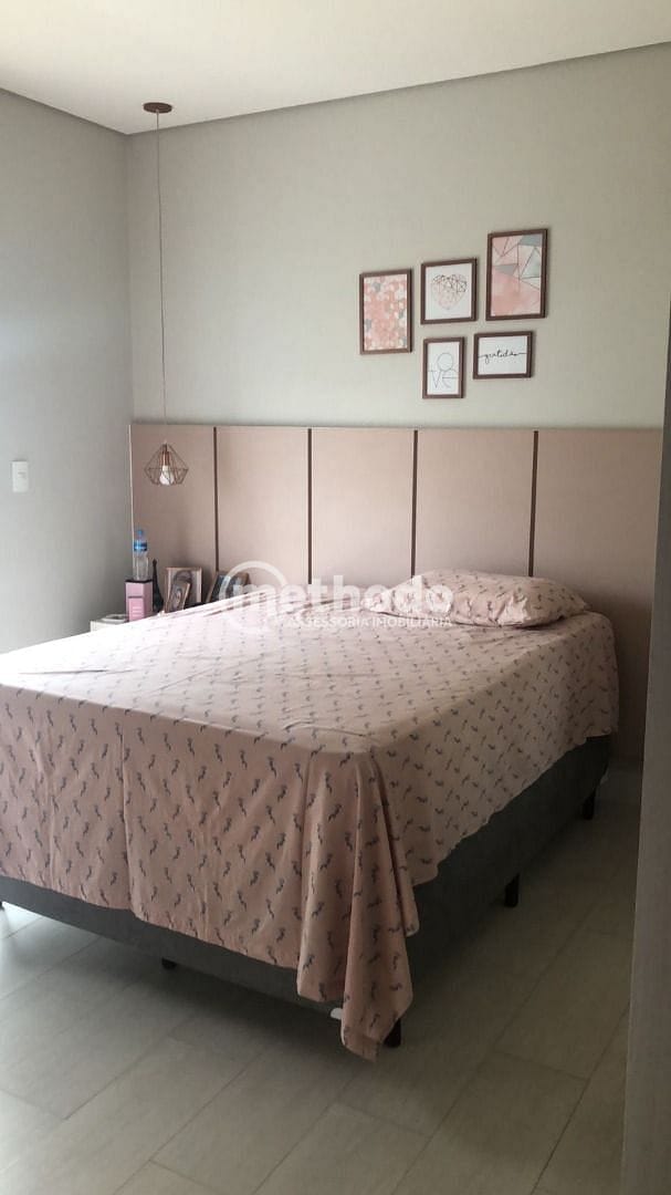 Casa, 3 quartos, 240 m² - Foto 11