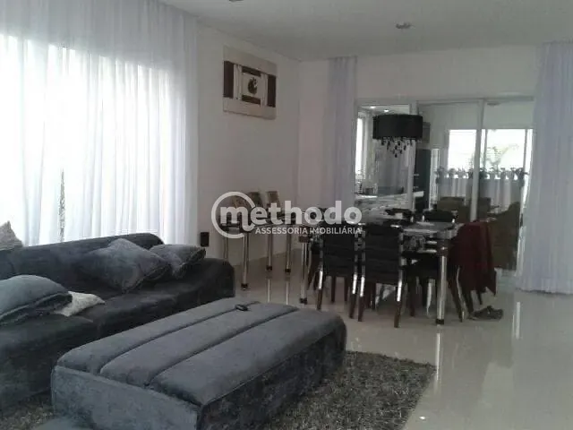Casa com 360m² 3 quartos e 4 banheiros, à venda, no bairro Swiss Park em Campinas
