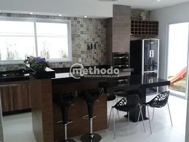 Casa com 360m² 3 quartos e 4 banheiros, à venda, no bairro Swiss Park em Campinas