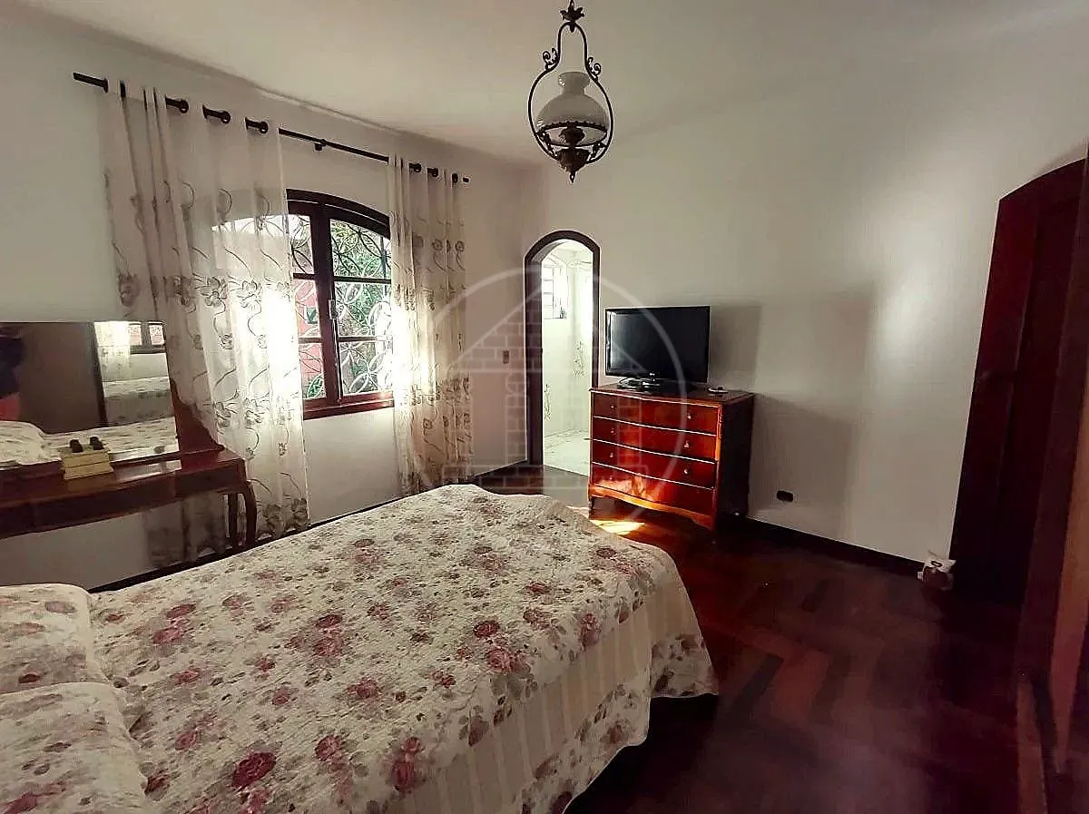 Casa, 4 quartos, 260 m² - Foto 17