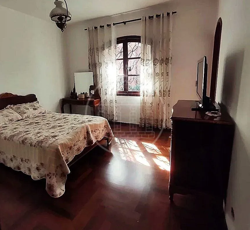 Casa, 4 quartos, 260 m² - Foto 16