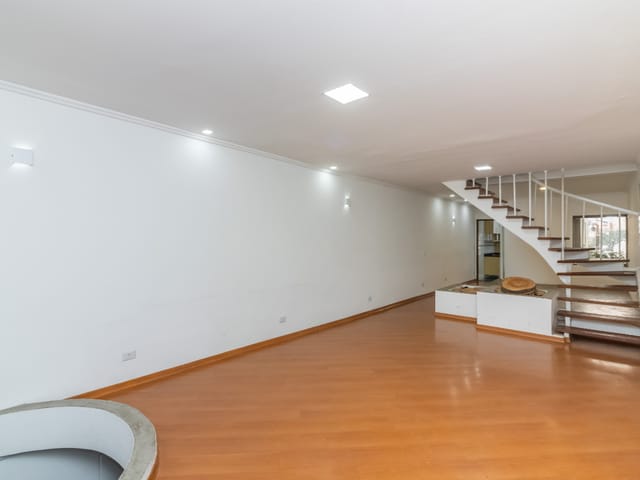 Casa com 185m² 4 quartos e 5 banheiros, à venda, no bairro Jardim da Glória em São Paulo