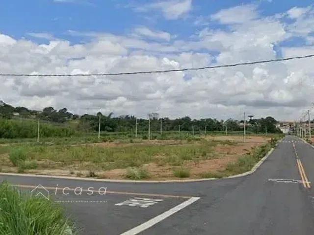Casa com 130m² 3 quartos e 2 banheiros, à venda, no bairro Jardim Maria Cândida em Caçapava
