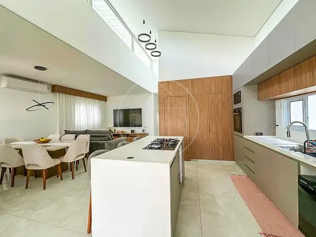 Casa com 310m² 3 quartos e 2 banheiros, à venda, no bairro Jardim Casa Grande em São Paulo