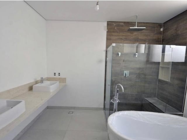 Casa 4 quartos e 6 banheiros, à venda, no bairro Alphaville em Santana de Parnaíba