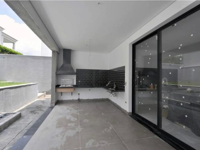 Casa 4 quartos e 6 banheiros, à venda, no bairro Alphaville em Santana de Parnaíba