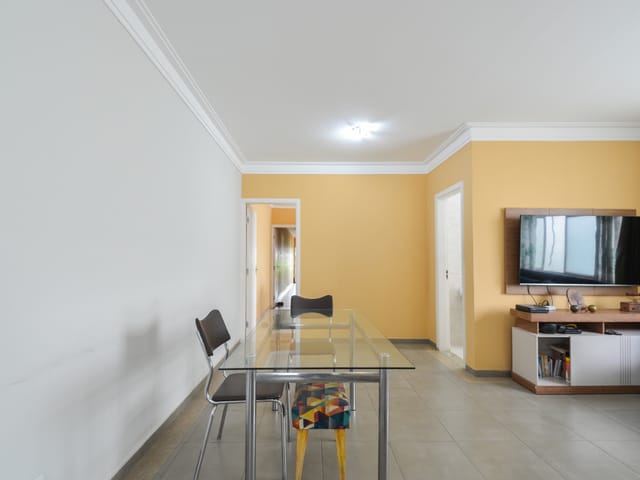 Casa com 263m² 8 quartos e 6 banheiros, à venda, no bairro Vila Monumento em São Paulo