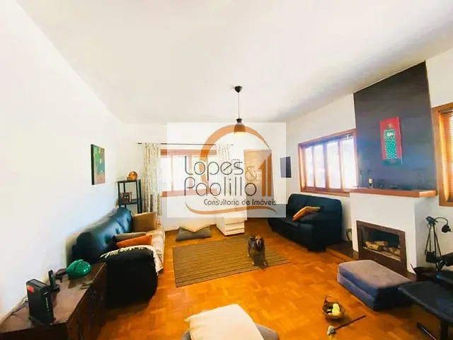 Casa com 358m² 2 quartos e 3 banheiros, à venda, no bairro Jardim Floresta em Atibaia