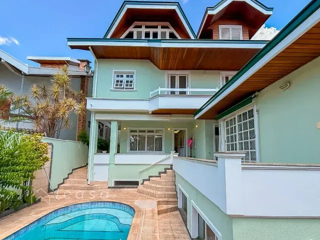 Casa com 434m² 4 quartos e 6 banheiros, à venda ou para alugar, no bairro Jardim das Colinas em São José dos Campos