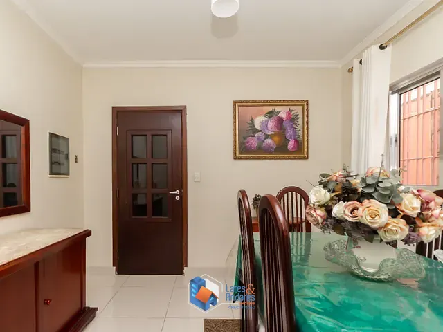 Casa com 165m² 3 quartos e 4 banheiros, à venda, no bairro Vila Marari em São Paulo