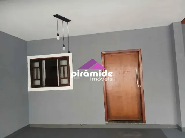 Casa com 180m² 4 quartos e 3 banheiros, para alugar, no bairro Vila Tatetuba em São José dos Campos