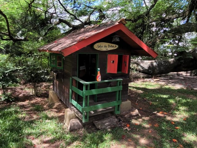 Casa 5 quartos e 5 banheiros, para alugar, no bairro Bela Vista em Pindamonhangaba