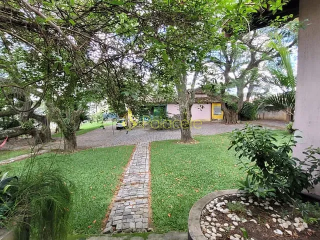Casa 5 quartos e 5 banheiros, para alugar, no bairro Bela Vista em Pindamonhangaba