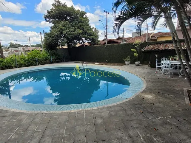 Casa 5 quartos e 5 banheiros, para alugar, no bairro Bela Vista em Pindamonhangaba