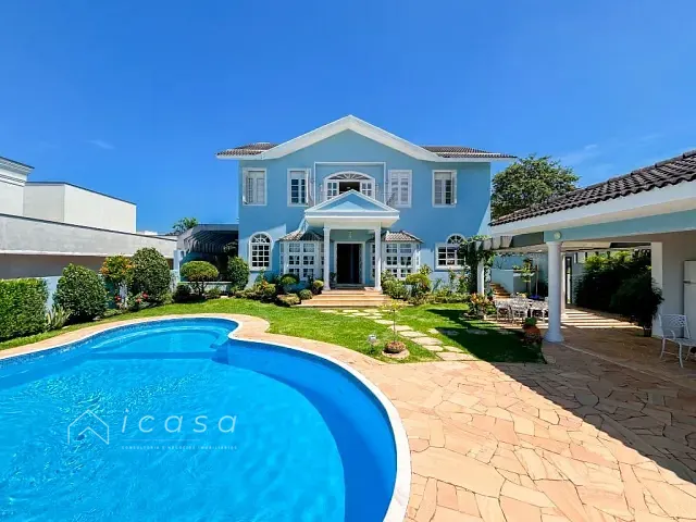 Casa com 740m² 4 quartos e 6 banheiros, à venda, no bairro Residencial Santa Helena em Caçapava