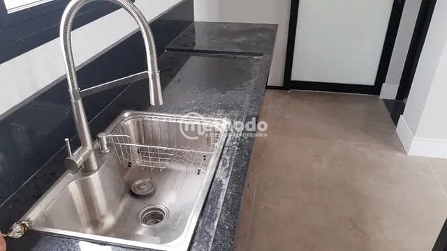 Casa, 3 quartos, 247 m² - Foto 9