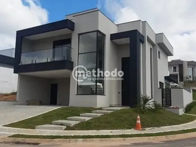 Casa com 300m² 3 quartos e 5 banheiros, à venda, no bairro Roncáglia em Valinhos
