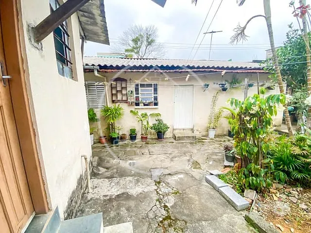 Casa 5 quartos e 5 banheiros, à venda, no bairro Capão Redondo em São Paulo