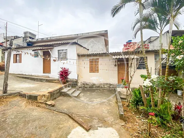Casa 5 quartos e 5 banheiros, à venda, no bairro Capão Redondo em São Paulo