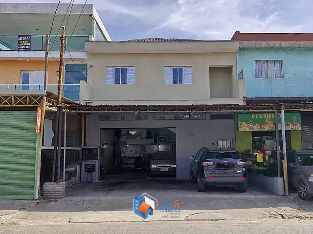 Casa com 300m² 4 quartos e 4 banheiros, à venda, no bairro Jardim São Luís em São Paulo