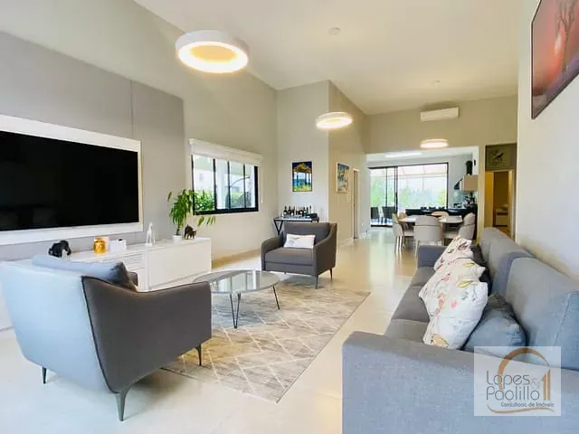 Casa com 600m² 3 quartos e 4 banheiros, à venda, no bairro Condomínio Residencial Shamballa III em Atibaia