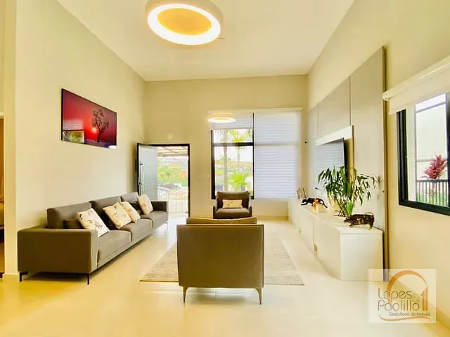 Casa com 600m² 3 quartos e 4 banheiros, à venda, no bairro Condomínio Residencial Shamballa III em Atibaia