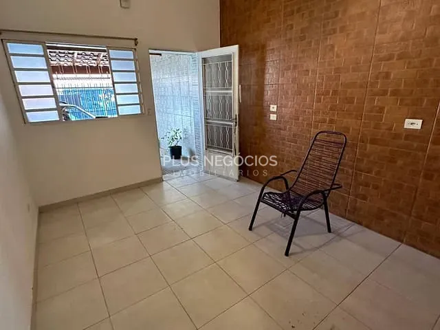Casa com 117m² 2 quartos e 2 banheiros, à venda, no bairro Vila Santa Rita em Sorocaba