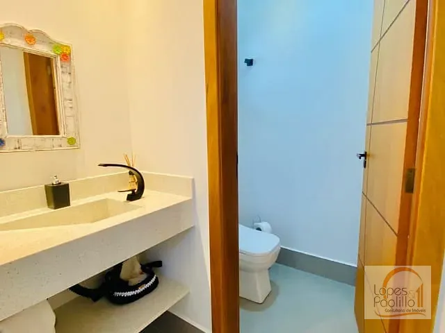 Casa com 1765m² 4 quartos e 5 banheiros, à venda, no bairro Condomínio Panorama Parque Residencial em Atibaia