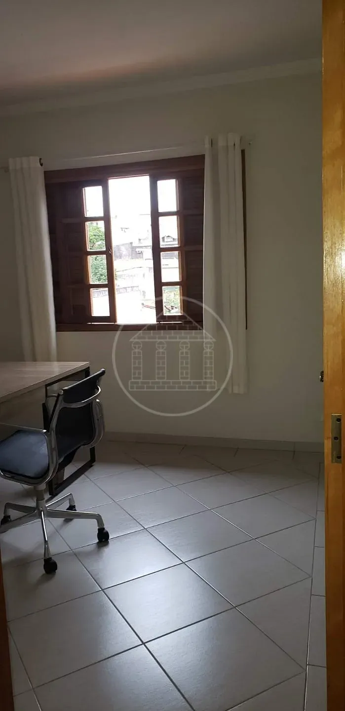 Casa, 3 quartos, 180 m² - Foto 4