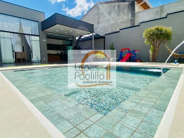 Casa com 510m² 3 quartos e 3 banheiros, à venda, no bairro Jardim Shangri-Lá em Atibaia