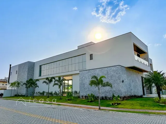 Casa com 1200m² 7 quartos e 5 banheiros, à venda, no bairro Condomínio Chácara Serimbura em São José dos Campos
