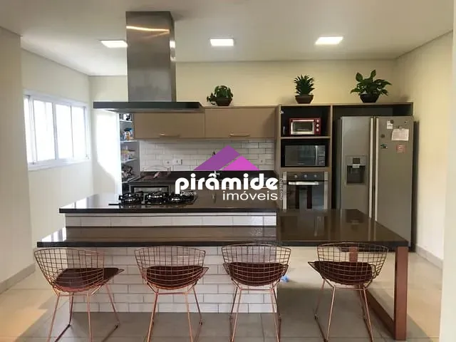 Casa com 493m² 3 quartos e 4 banheiros, à venda, no bairro Urbanova em São José dos Campos
