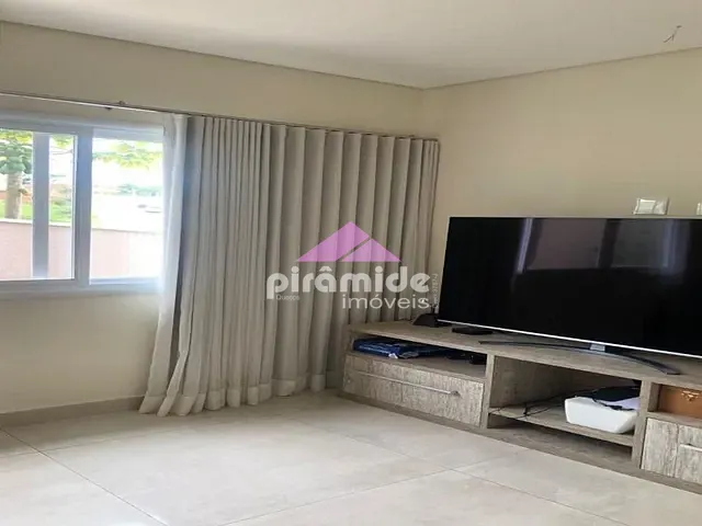 Casa com 493m² 3 quartos e 4 banheiros, à venda, no bairro Urbanova em São José dos Campos