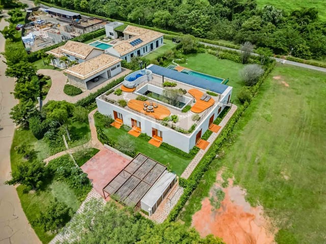 Casa com 2400m² 5 quartos e 7 banheiros, à venda, no bairro Condomínio Fazenda Boa Vista em Porto Feliz