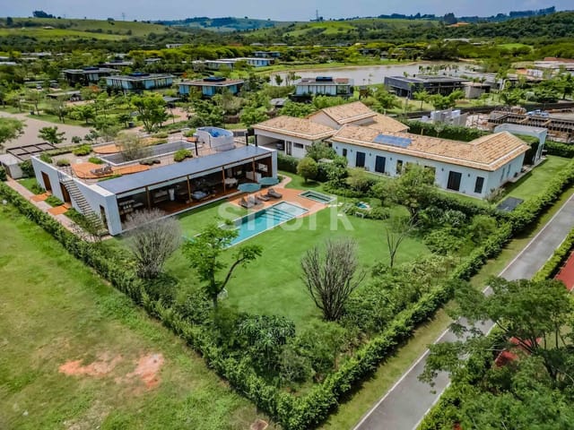Casa com 2400m² 5 quartos e 7 banheiros, à venda, no bairro Condomínio Fazenda Boa Vista em Porto Feliz