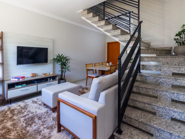 Foto do Casa - Casa no condomínio Condomínio Residencial Canarinho para venda com 3 quartos, sendo 1 suíte , 102m² | Lares e Andares Imóveis