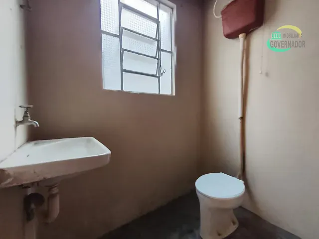 Casa com 300m² 1 quarto e 1 banheiro, para alugar, no bairro Jardim Aurélia em Campinas