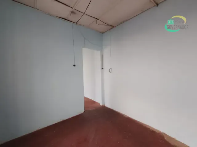 Casa com 300m² 1 quarto e 1 banheiro, para alugar, no bairro Jardim Aurélia em Campinas