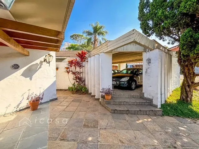 Casa com 1343m² 3 quartos e 6 banheiros, à venda, no bairro Jardim das Colinas em São José dos Campos