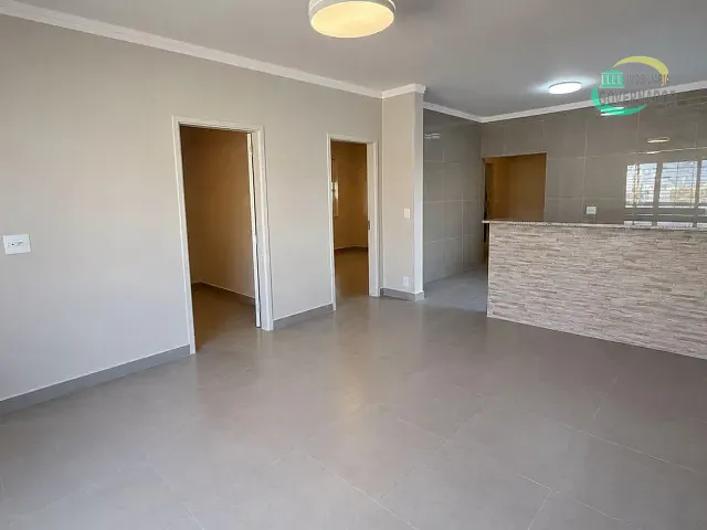 Casa com 300m² 3 quartos e 2 banheiros, à venda ou para alugar, no bairro Jardim dos Oliveiras em Campinas