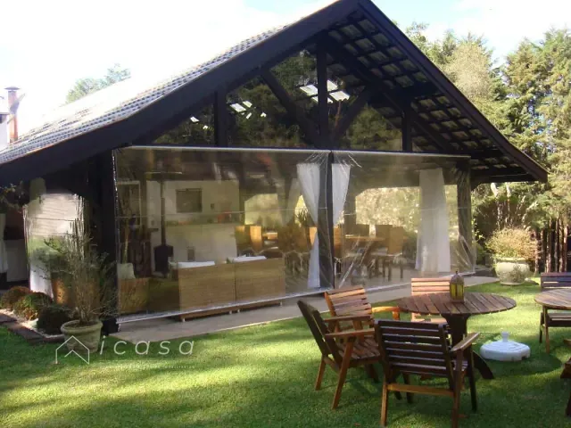 Casa com 50000m² 6 quartos e 8 banheiros, à venda ou para alugar, no bairro Capivari em Campos do Jordão