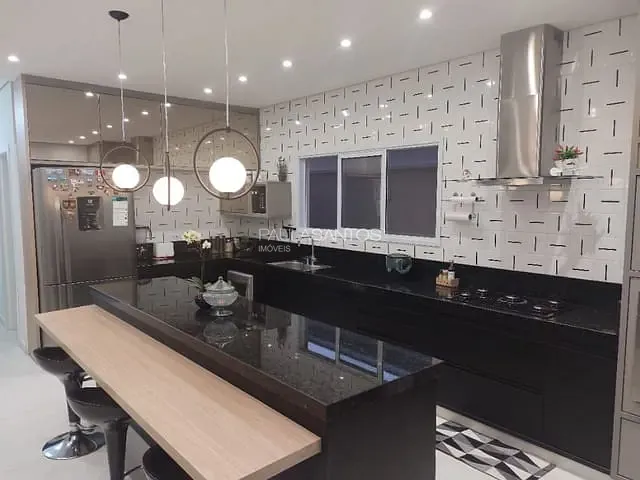Casa com 360m² 3 quartos e 5 banheiros, à venda, no bairro Portal dos Pássaros em Boituva