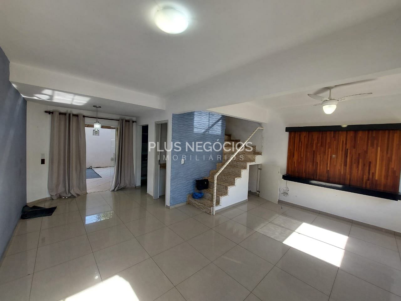 Casa, 3 quartos, 107 m² - Foto 1
