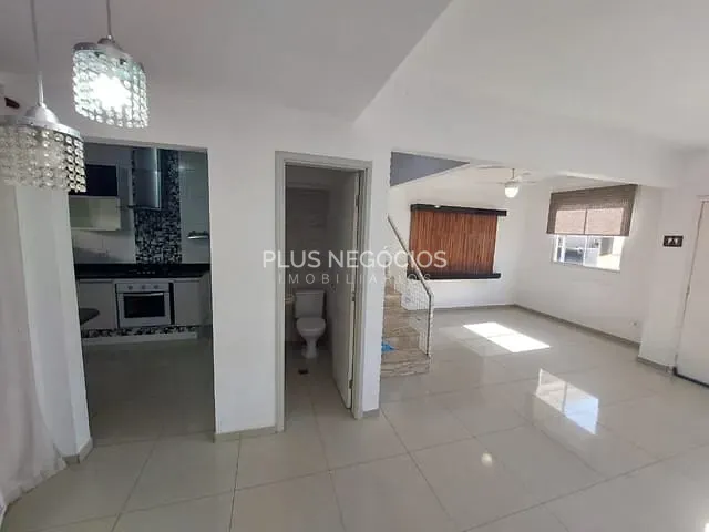 Casa com 175m² 3 quartos e 2 banheiros, à venda, no bairro Bairro da Vossoroca em Sorocaba