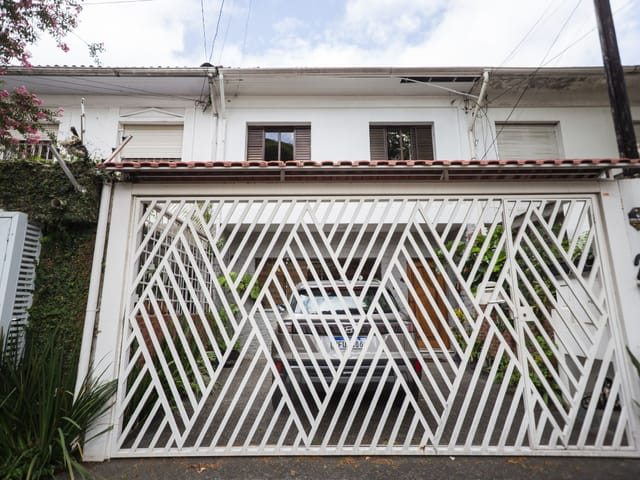 Casa com 220m² 3 quartos e 5 banheiros, à venda, no bairro Campo Belo em São Paulo