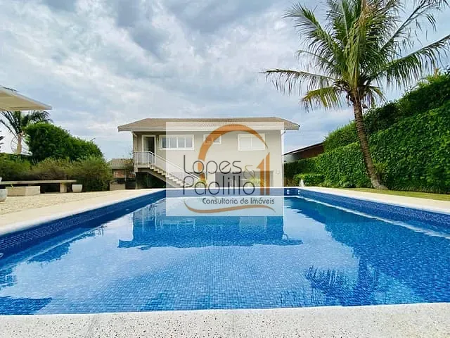 Casa com 720m² 3 quartos e 2 banheiros, à venda, no bairro Jardim Itaperi em Atibaia