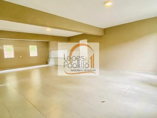 Casa com 720m² 3 quartos e 2 banheiros, à venda, no bairro Jardim Itaperi em Atibaia