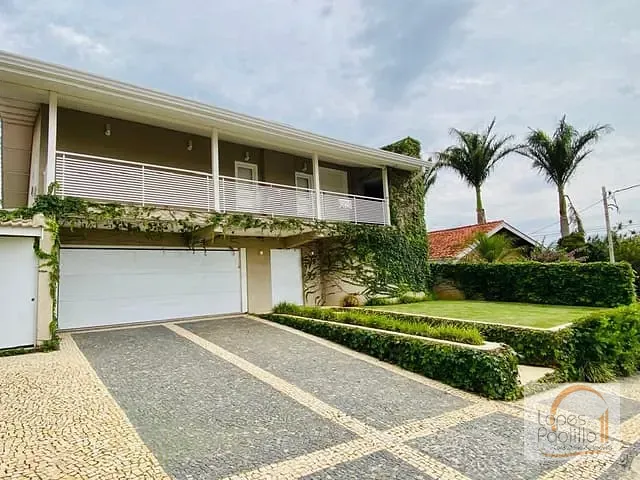 Casa com 720m² 3 quartos e 2 banheiros, à venda, no bairro Jardim Itaperi em Atibaia