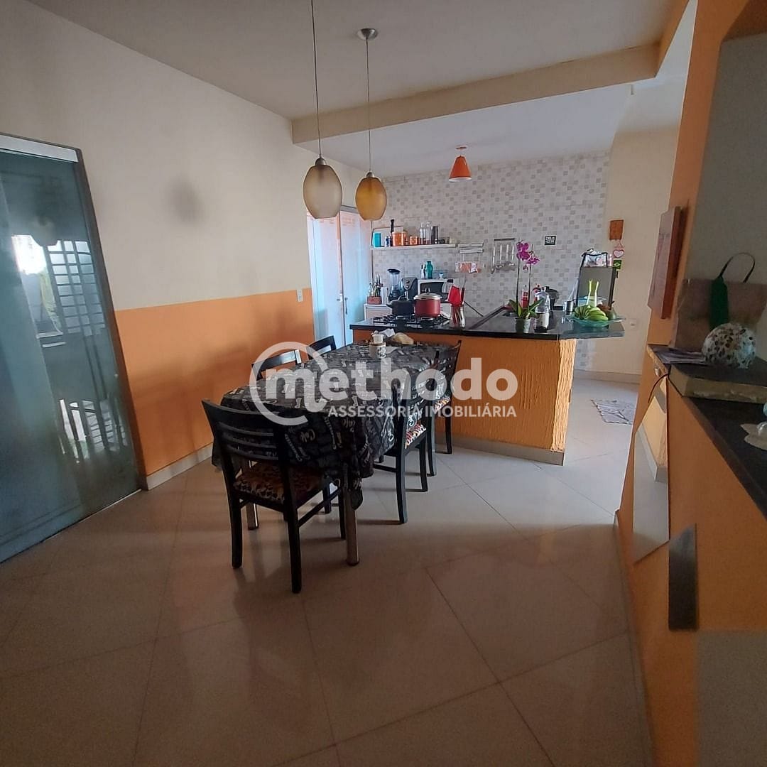 Casa, 3 quartos, 200 m² - Foto 4