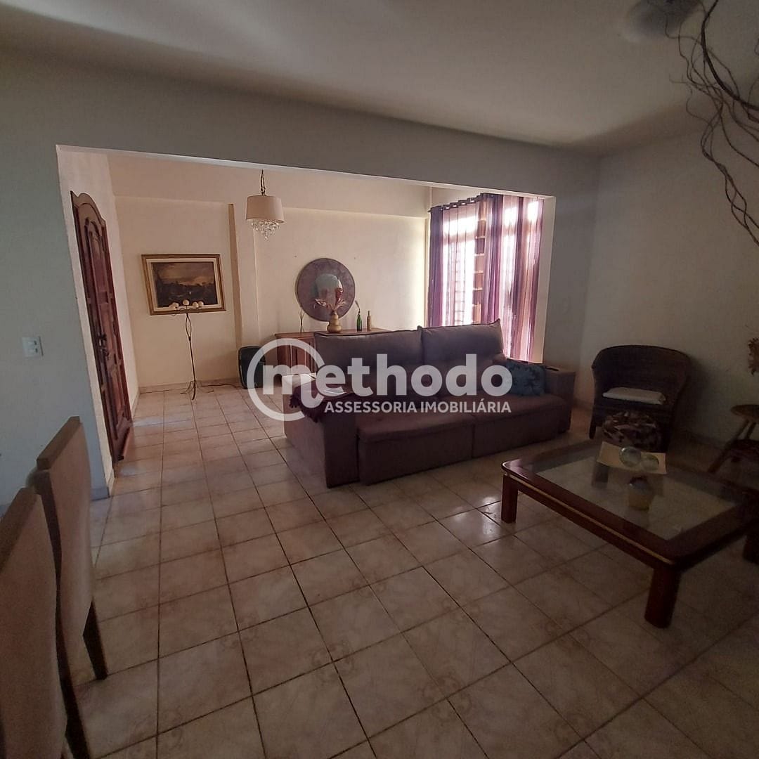 Casa, 3 quartos, 200 m² - Foto 3